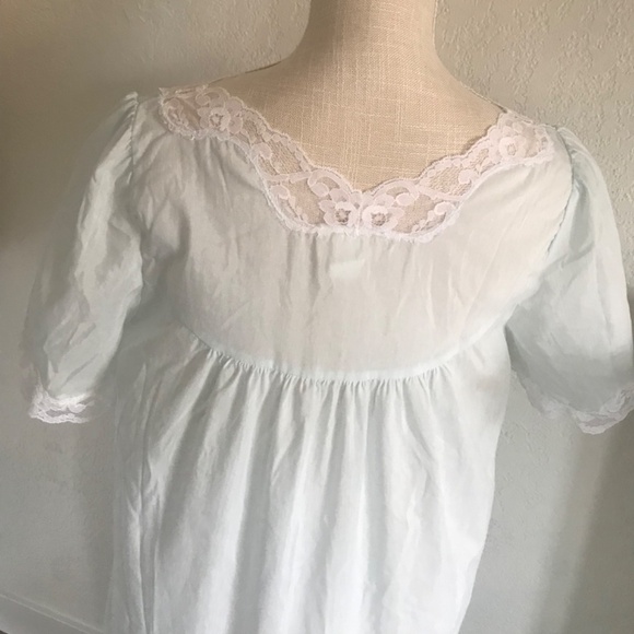 VTG Barbizon Baby Blue Lace Nightgown - Picture 5 of 8